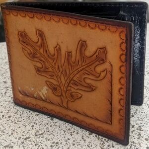 Small Brown Leather Handcrafted Wallet, Leaf Etching Design